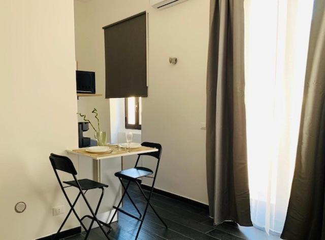 Casa Ega E La Rotonda: Bellissimi Monovani Nel Cuore Di CTA Exteriör bild